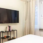 Charme Life Daire Milano